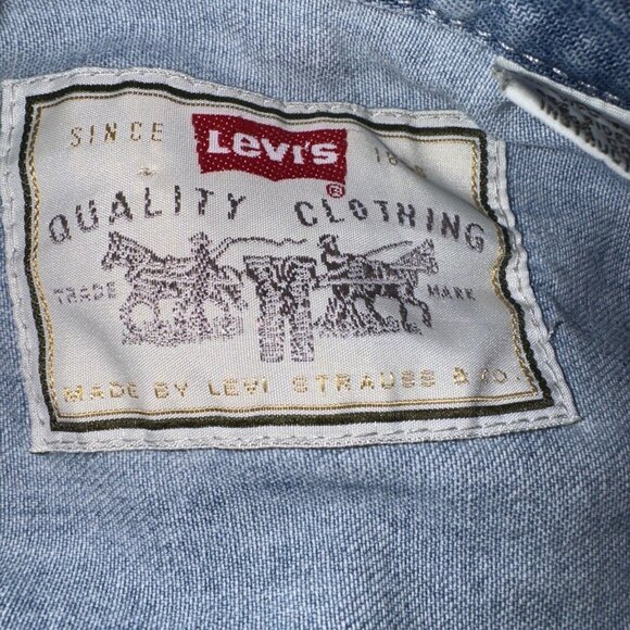 LEVI Men’s Shirt Large COLLARLESS Grandpa Denim METAL BUTTON - Picture 3 of 6